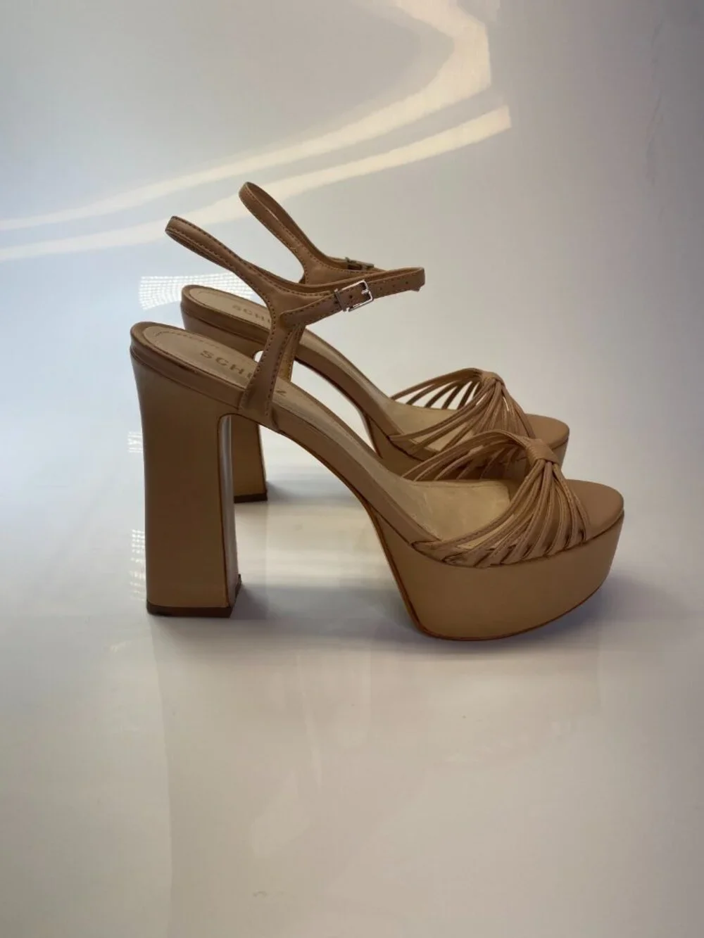 Schutz Women's Beige Tan Platform Strap Yanna Sandal Sz 10.5